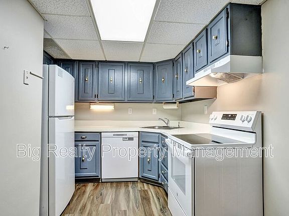 2nd image of 3323 Forest Ln #D-15