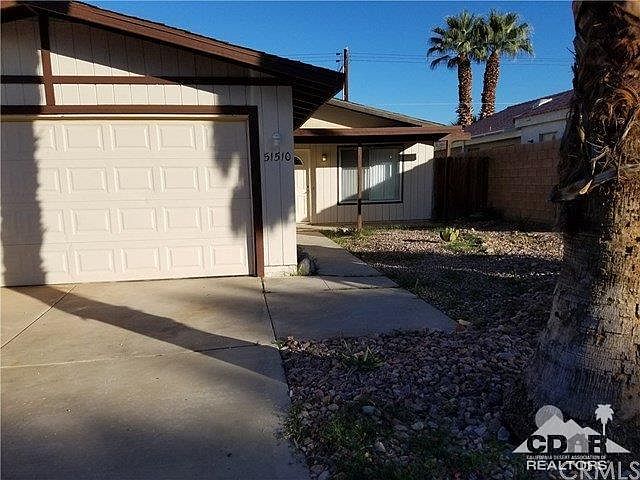 1st image of 51510 Avenida Martinez