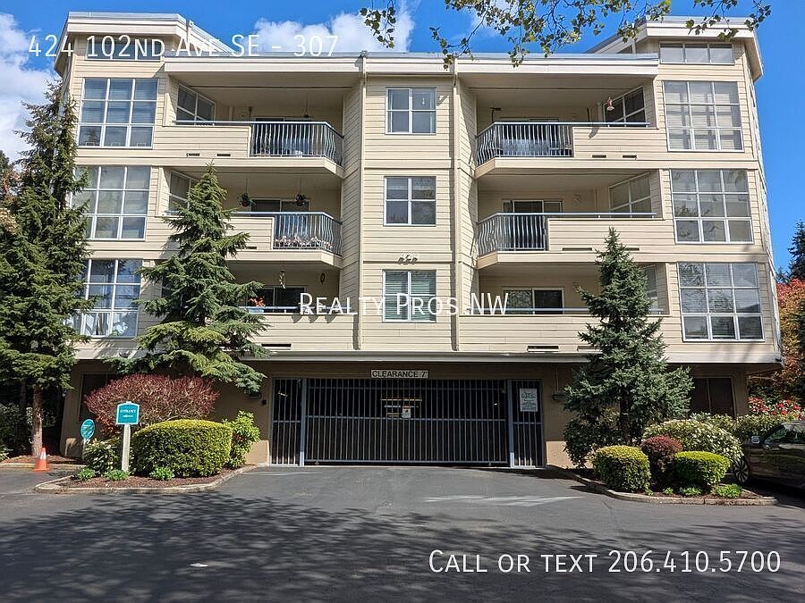 1st image of 424 102nd Ave SE APT 307
