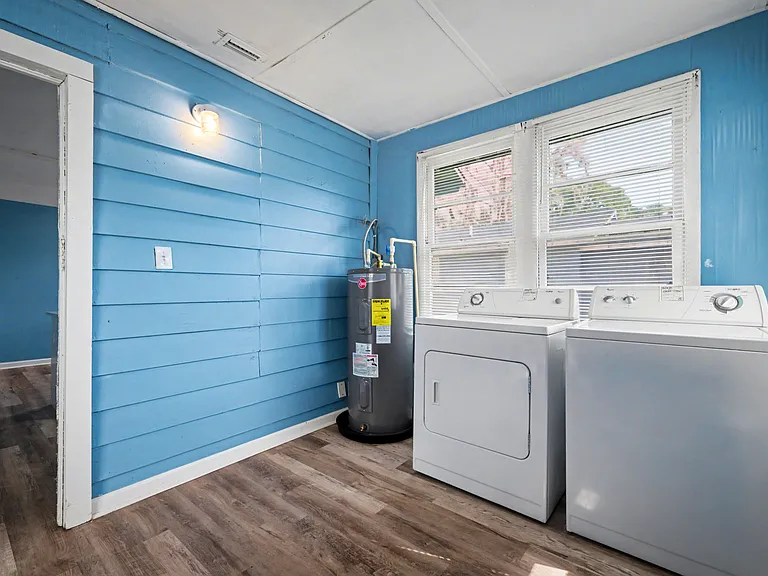 250 Vernis Ave — Photo 17