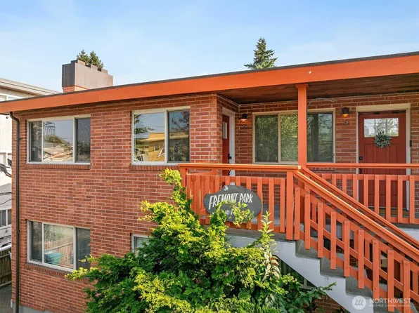 461 N 45th Street Unit 6, Seattle, WA 98103