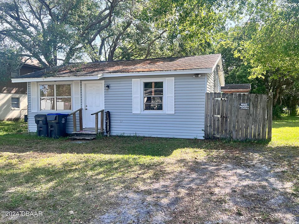 1st image of 211 Bryan Ave