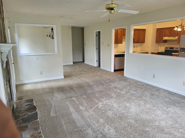 2678 Rivercliff Rd — Photo 8