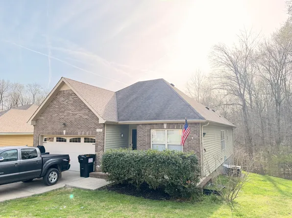 602 Hidden Valley Dr, Clarksville, TN 37040
