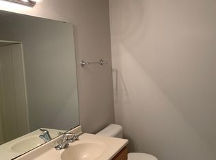 1545 Stonefield Dr #1545, Dekalb, IL 60115