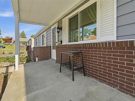 2nd image of 713 Sara Ln