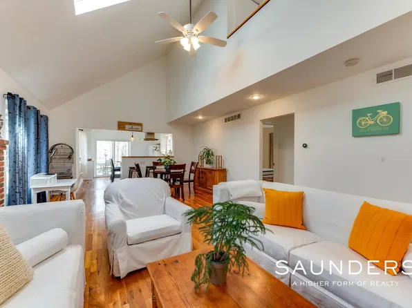 41 E Flamingo Ave, Montauk, NY 11954