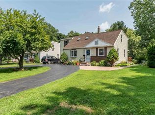65 Alpine Rd, Rochester, NY 14612