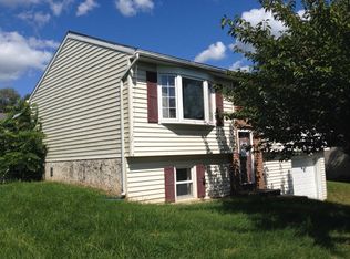 105 Hoover Rd, Lancaster, PA 17603