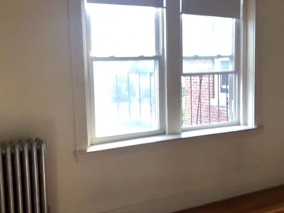 2nd image of 1820A Commonwealth Ave #21