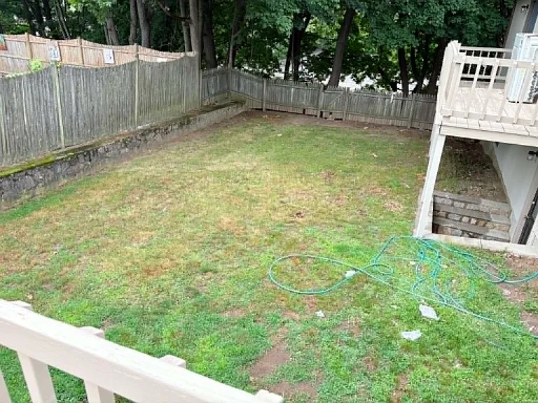 318 Heather St — Photo 12