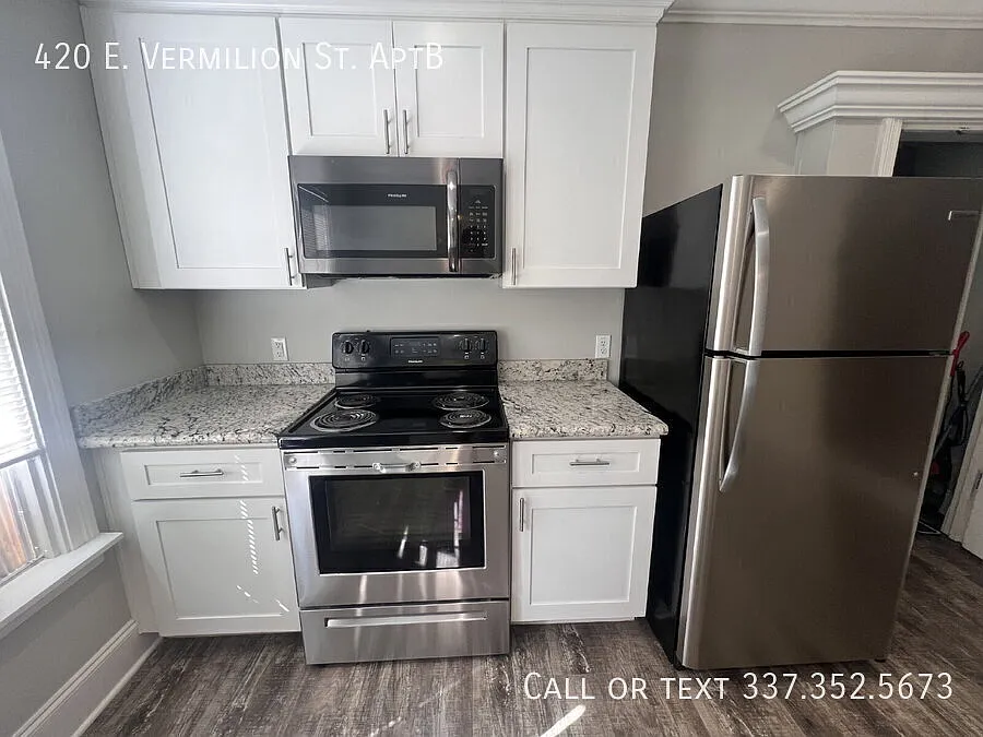 Modern Studio Apt B- Downtown Lafayette - Appliances Included! — Photo 2
