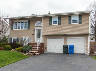 144 N Grant Ave, Colonia, NJ 07067