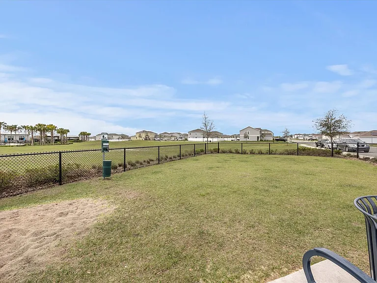 2049 Heart Lake Dr — Photo 75