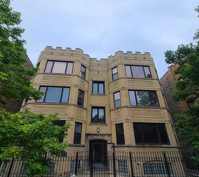 1st image of 1748 E 73rd Pl #2E