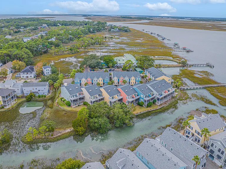 81 Sandbar Ln #27 — Photo 36