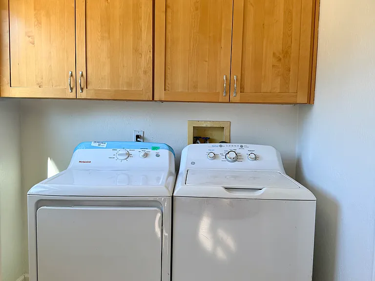 1841 Mayette Ave — Photo 3