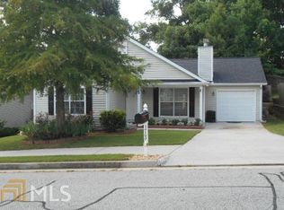 3709 Pointe Cir, Fairburn, GA 30213