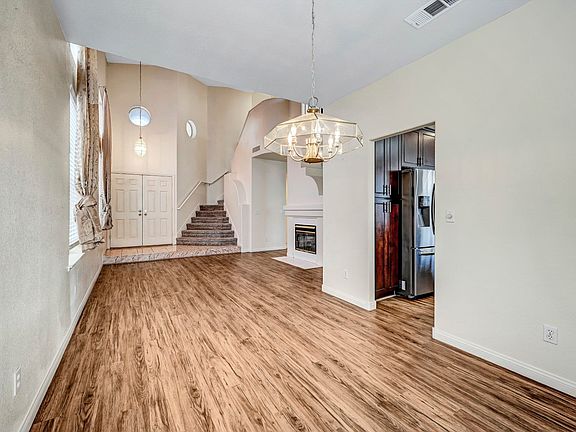 5th image of 9540 Aspen Glow Dr