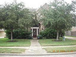 1st image of 2726 W Oaks Cir E