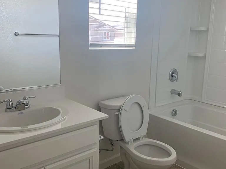 3810 Havenparke Way — Photo 10