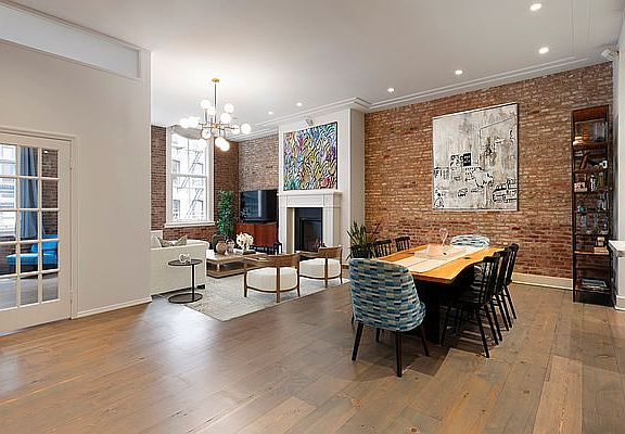 3rd image of 8 Warren St APT 3W