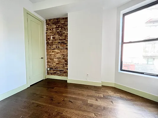 Rented by Pear NYC LLC | media 16