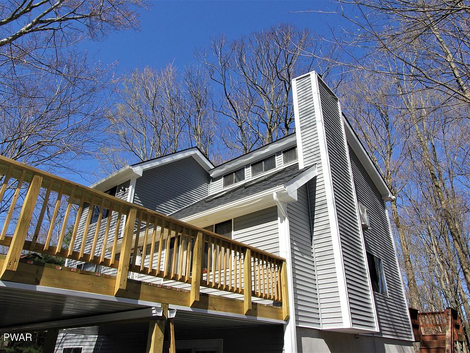 1st image of 242 Parkwood Dr