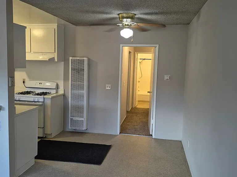 1130 W. San Bernardino Rd — Photo 16