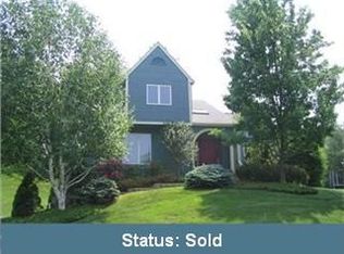 3130 Moss Ln, Yorktown Heights, NY 10598