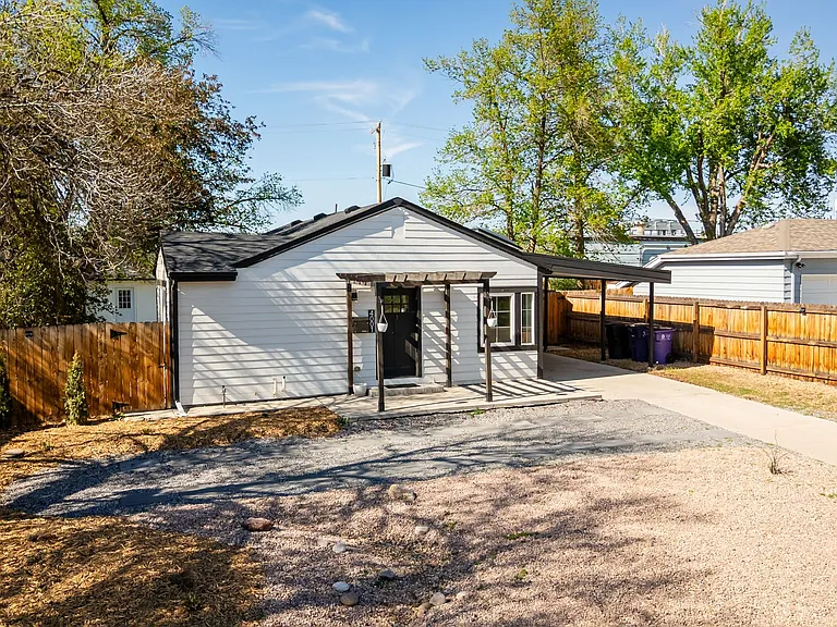 4001 E Cornell Ave — Photo 28