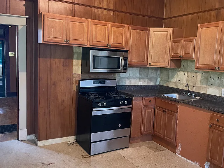 436 Cambridge Ave — Photo 4