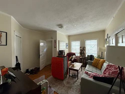 25 Knapp St #3 Photo 1