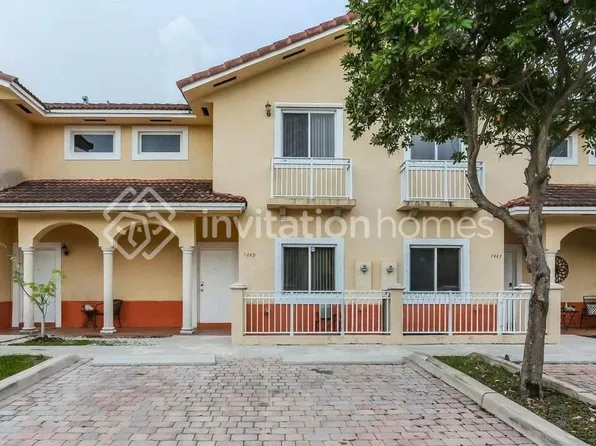 7449 NW 181st St, Hialeah, FL 33015