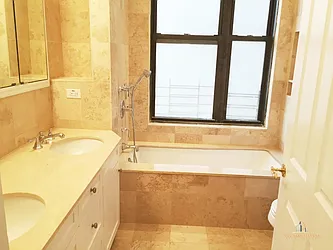 Rented by ONE Manhattan Real Estate