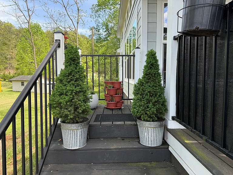 30 Little Village Way — Photo 5