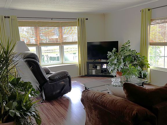3rd image of 2552 NE Turner Ave Lot 088