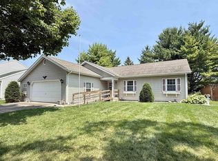 1800 Excalibur Dr, Janesville, WI 53546