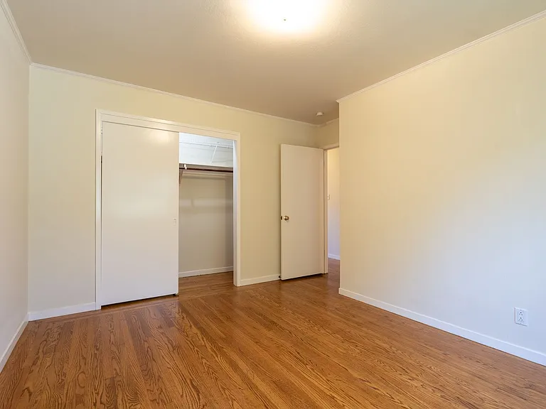 3834 Colegrove St — Photo 15