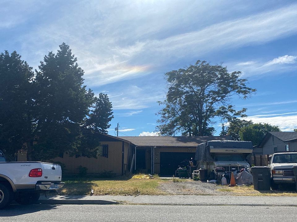 1st image of 206 E 6th Ave