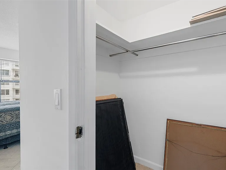 3800 Galt Ocean Dr #1108 — Photo 22
