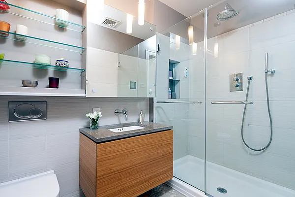 Sold by Corcoran | media 6