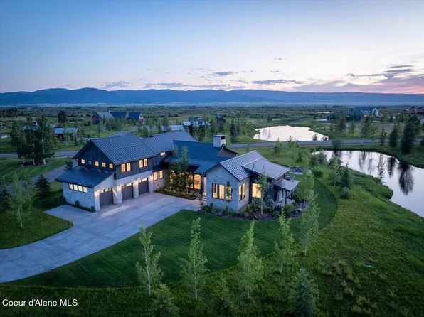 960 Golden Thread Ct, Driggs, ID 83422