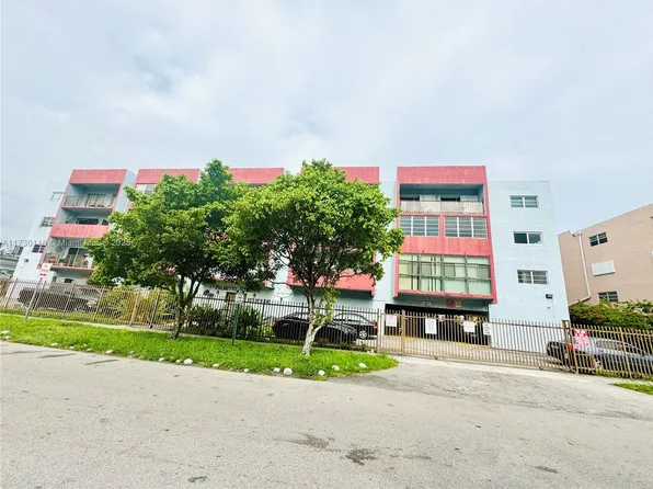 6070 W 19th Ave APT 103, Hialeah, FL 33012