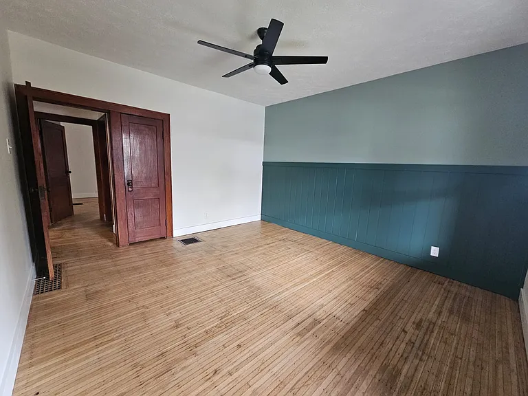 1320 N Olney St — Photo 23