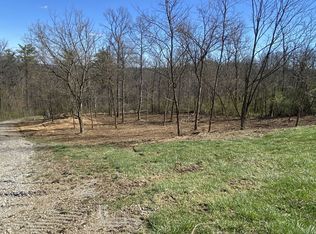 8 Larsons Way, Athens, OH 45701