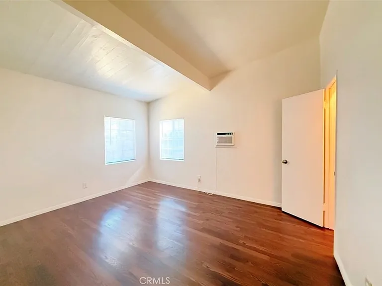 828 N Buena Vista St #A — Photo 16