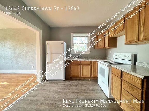2nd image of 13643 Cherrylawn Ave #13643