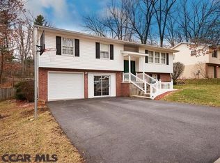 624 Old Farm Ln, State College, PA 16803