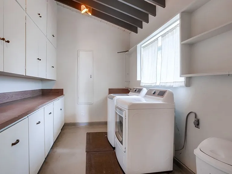 8302 Prestwick Dr — Photo 66